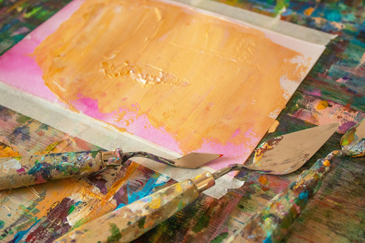 [HOBBYMENT] The "Painter's Tape Edging Seal": How to get razor-sharp lines on DIY painting projects without bleed-through